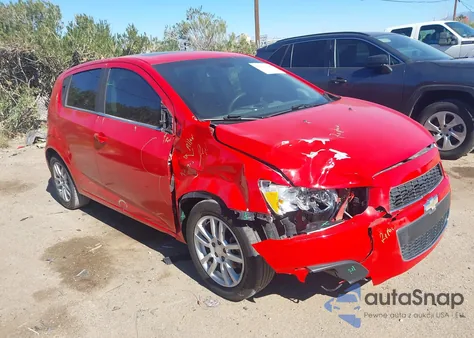 2015 Chevrolet Sonic Lt Auto z USA, uszkodzony, nr VIN 1G1JC6SB7F4127951